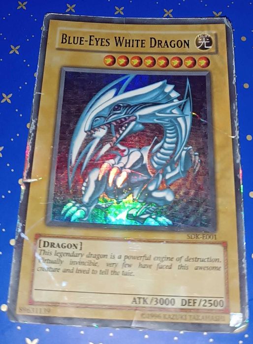 Blue Eyes White Dragon SDK E001 yu gi oh verdadeira