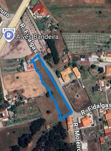 Terreno com 2600 metros quadrados