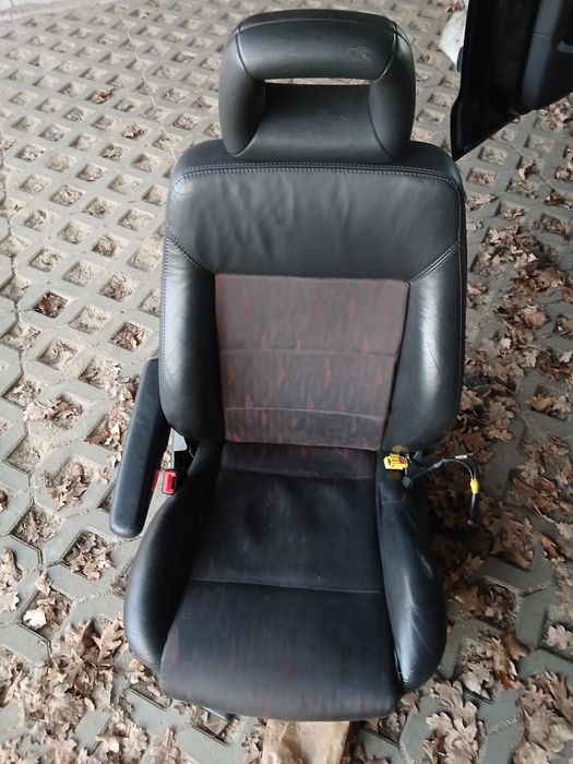 Fotele przednie Ford Galaxy