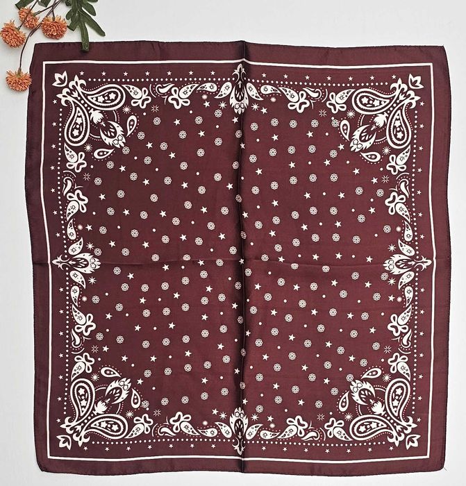 Bordowa apaszka chusta na szyję we wzór Paisley łezki