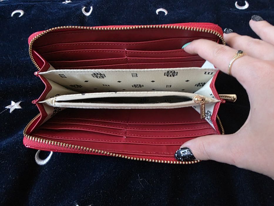 Czerwony skórzany portfel Monnari