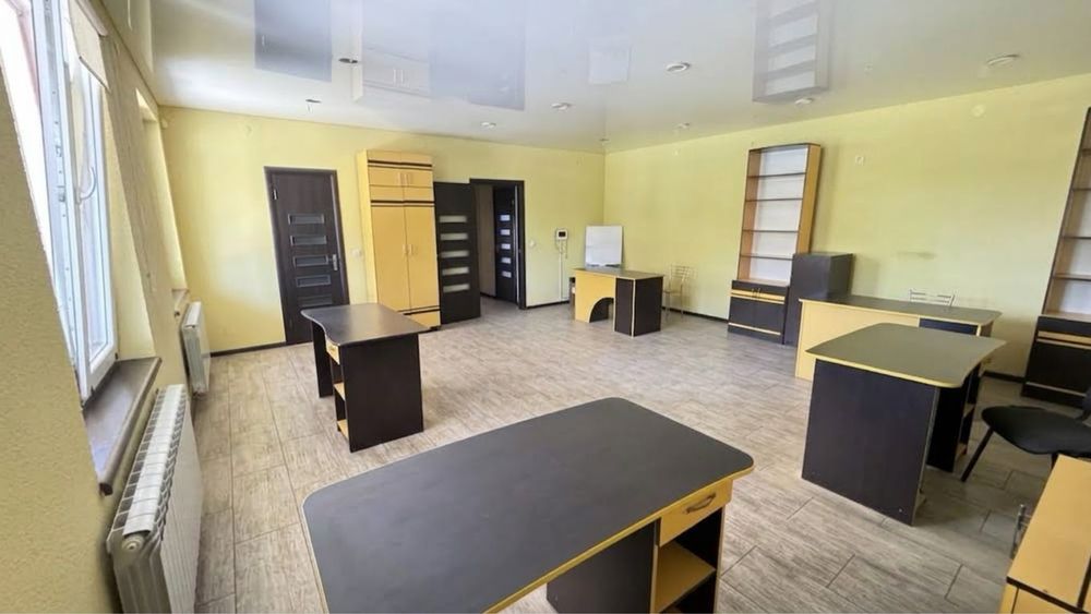 Оренда  офісу 36 м² закритого типу (СЕС, комуналка в ціні, закрита територія)