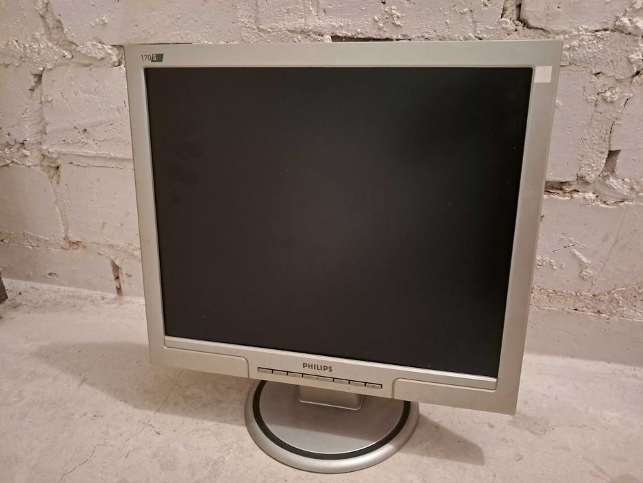 Monitor lcd 17 cali calowy do komputera srebrny phillips