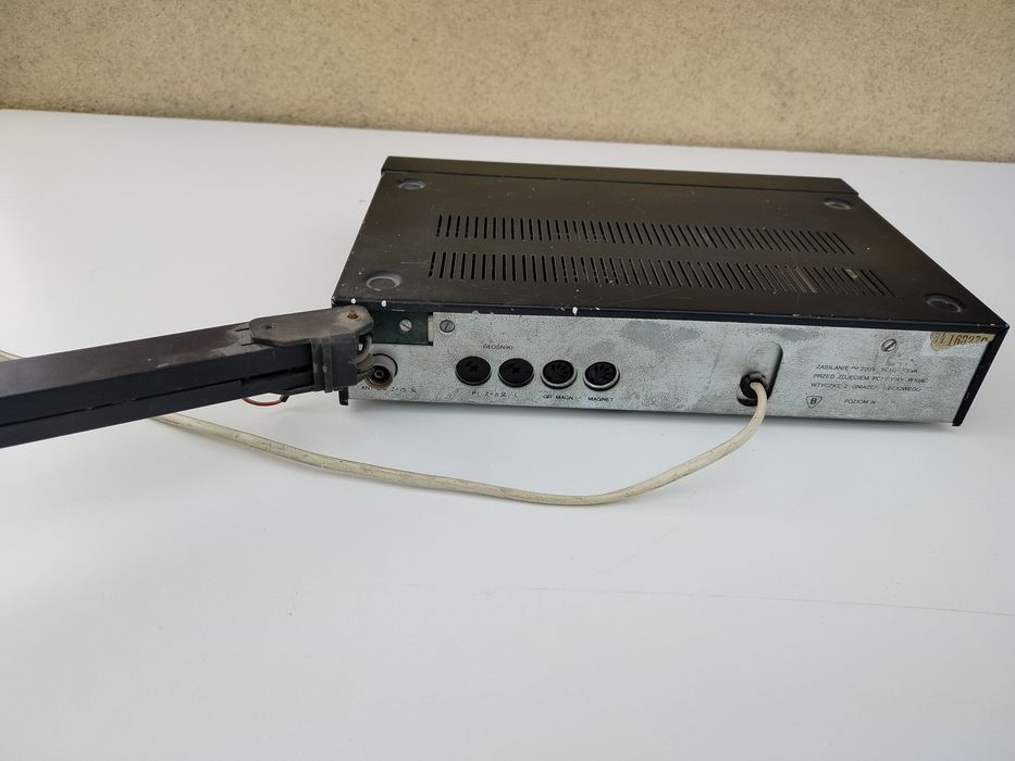 Amplituner Unitra R8040