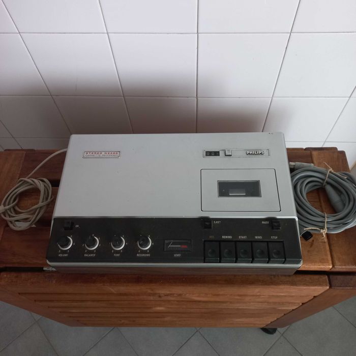 Gravador/Leitor de cassetes Philips