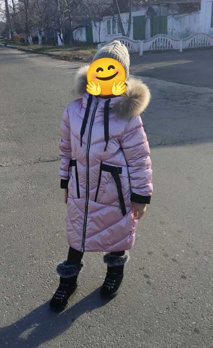 Пуховик для дівчинки