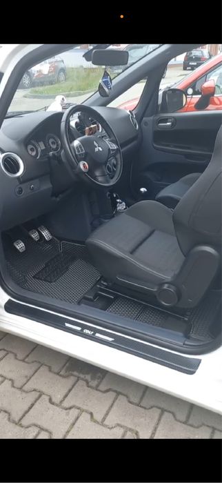 Mitsubishi Colt 2012 року
