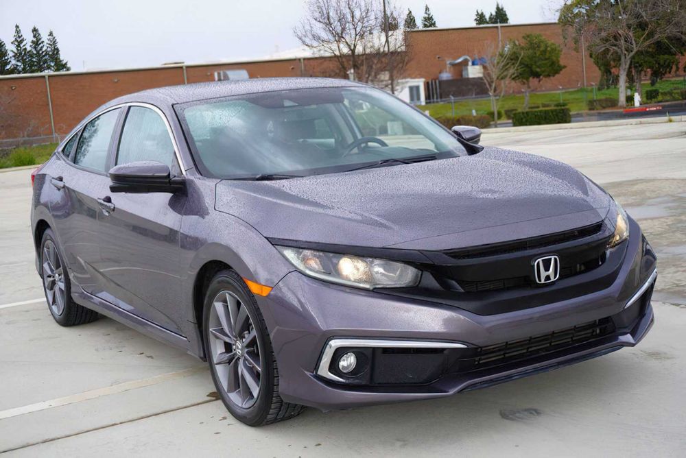 Honda Civic EX-L      2019