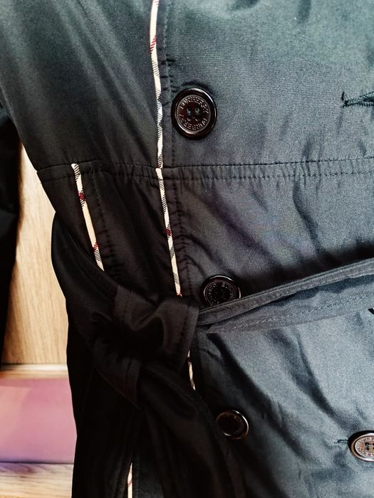 Płaszcz trencz burberry czarny krata old money