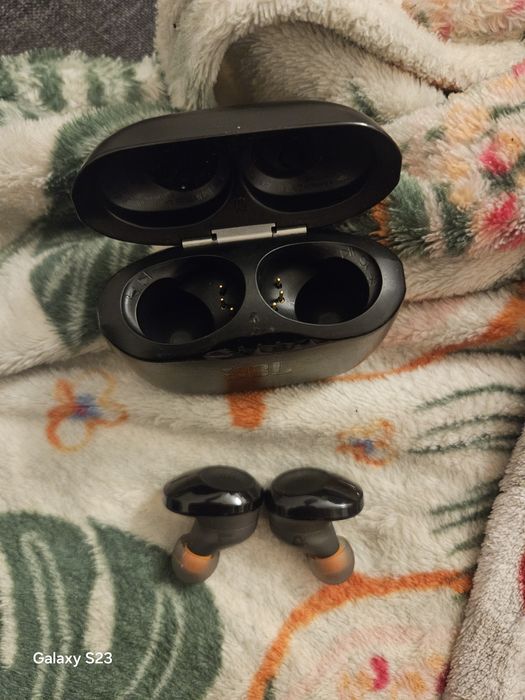 Słuchawki douszne marki jbl tune tws120