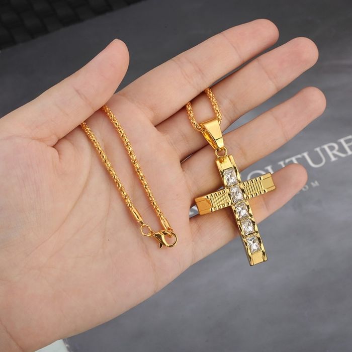 Złoty naszyjnik łańcuszek zawieszka Krzyż