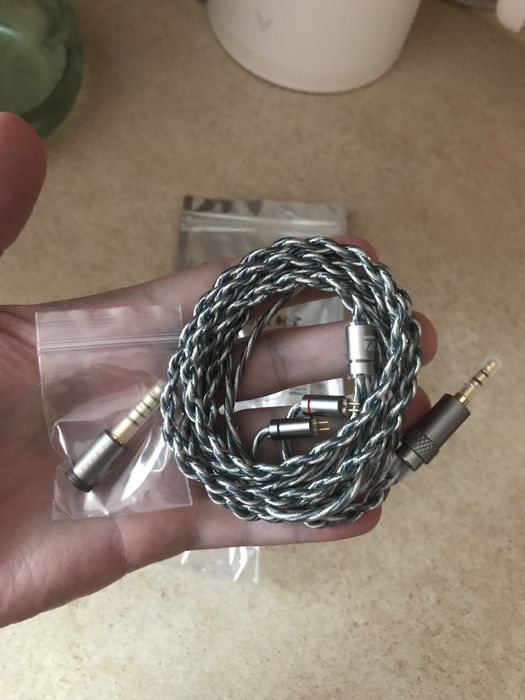 Модульний кабель KBear P34 (2pin to 3,5/4,4mm) (5N/98- core OFC silver-plated)