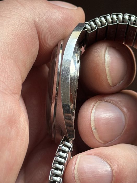 Bulova Accutron, kamerton,  rozmiar 36/42mm, super stan, w stali, lata 70te