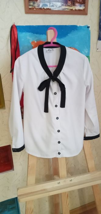 Школьная форма,1 класс,ещё одна в подарок