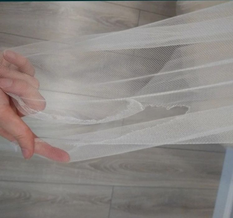 Suknia ślubna z długim rękawem