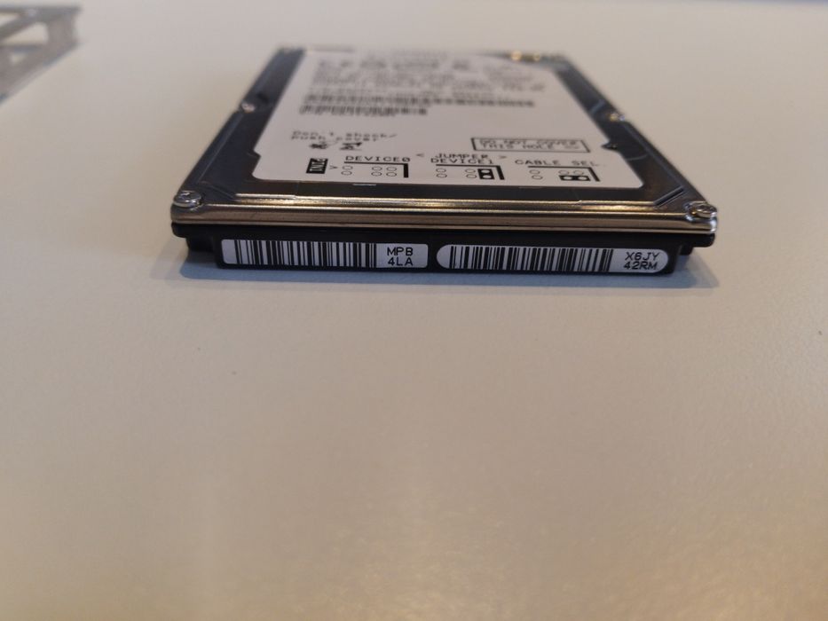 TravelStar Hitachi 80GB IDE Disco Rígido HDD Portátil Laptop