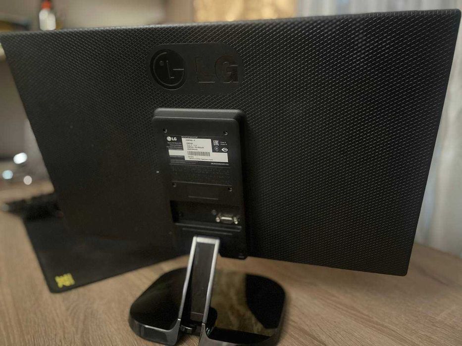 Монітор LG 22MP48A  21.5'' дюйми