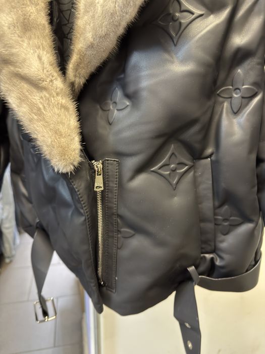 куртка з норковим воротником louis vuitton