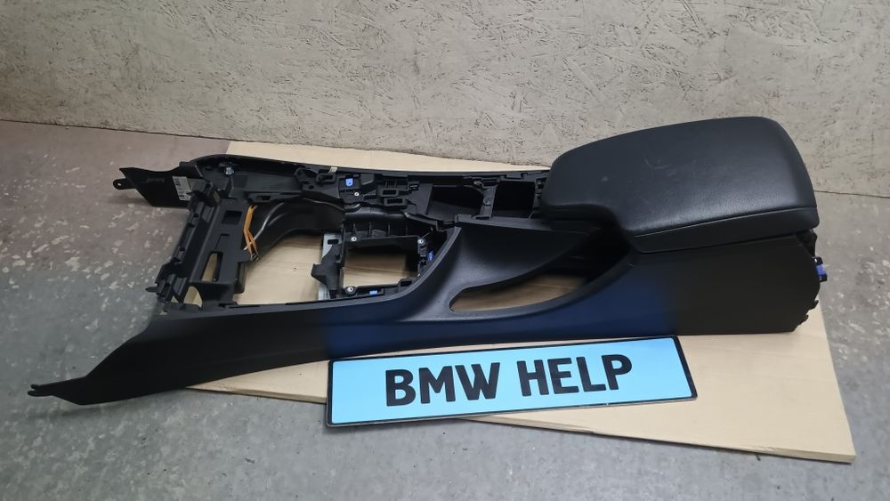 Подлокотник підлокітник БМВ ф30 н20 Разборка BMW HELP