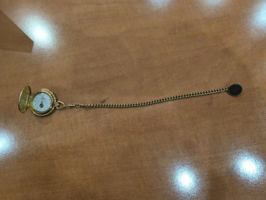 Relógio burberrys de bolso com cordel