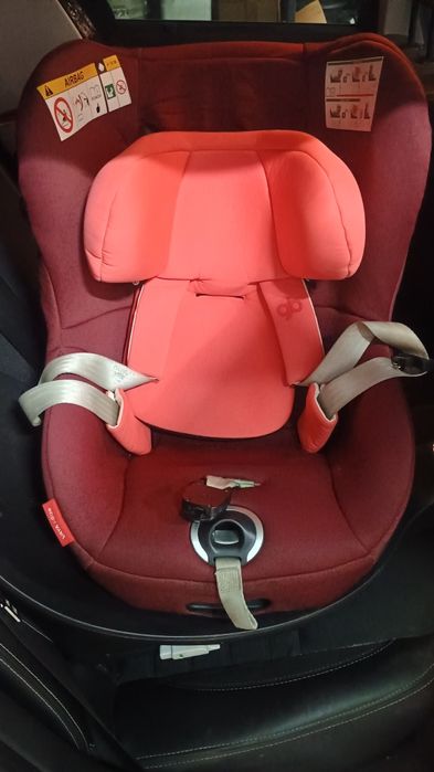 Sprzedam fotelik Gb Vaya i-Size obrotowy fotelik z bazą 360° isofix