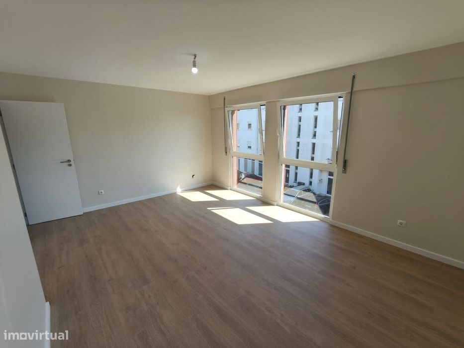 Apartamento T3 totalmente remodelado Abelheira, Viana do Castelo