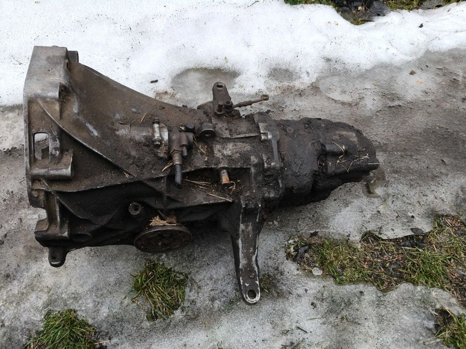 Коробка передач МКПП Ауді 100 с3 2.0 бензин