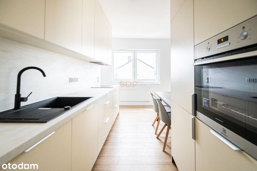 Lux 3 Pok. W Siechnicach.i Wynajem. M. Postojowe I Komórka W Cenie