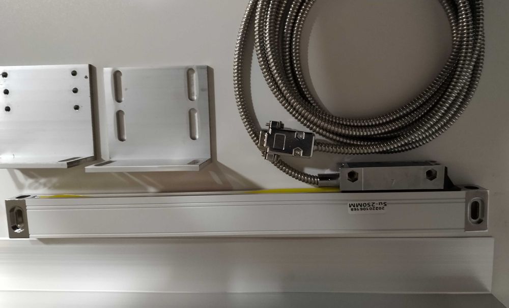 УЦИ на 2 оси , 3 оси .  Оптические линейки .