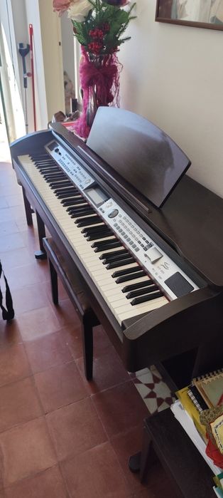 Piano Fame DP 680