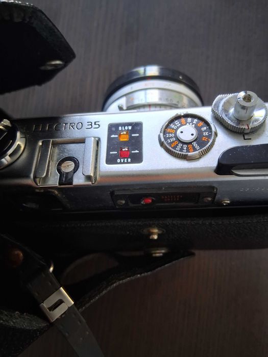 Máquina fotográfica Yashica Electro 35 GSN