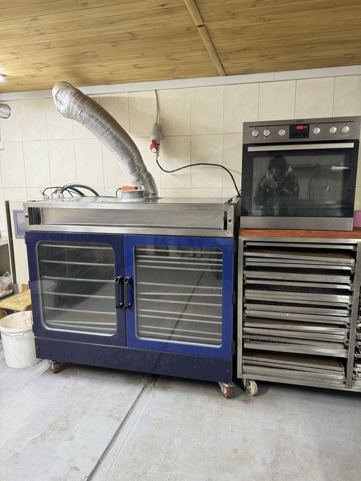 Сушильна інфрачервона шафа на 32лотки