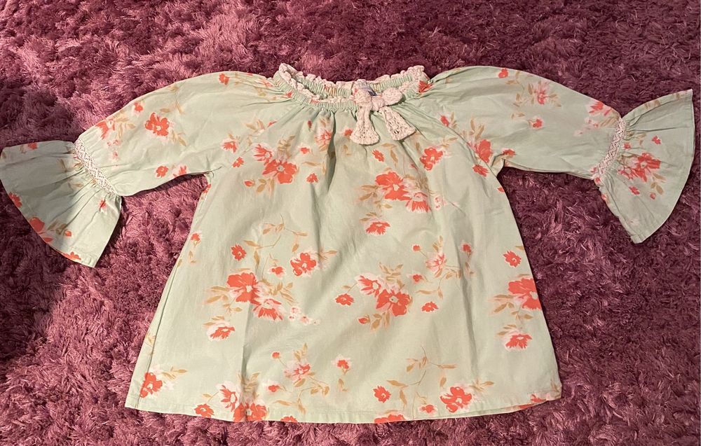 Lanidor Tunic for Girls. Greenish Tones with Floral Pattern.
