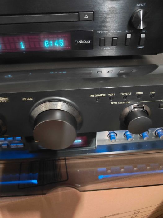 Technics SA-AX7 amplituner.