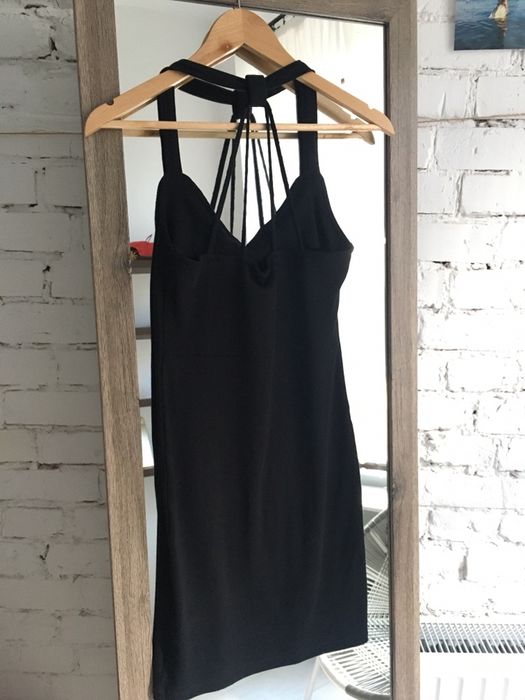 Czarna sukienka na ramiączkach MUST HAVE na lato