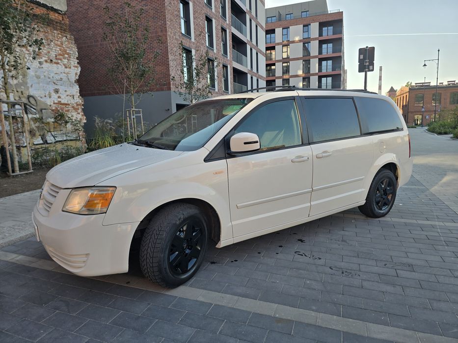 Dodge Caravan
