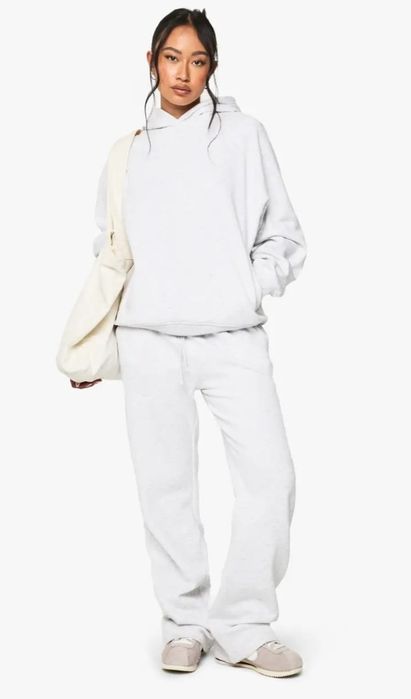 Продам спортивні штани boohoo