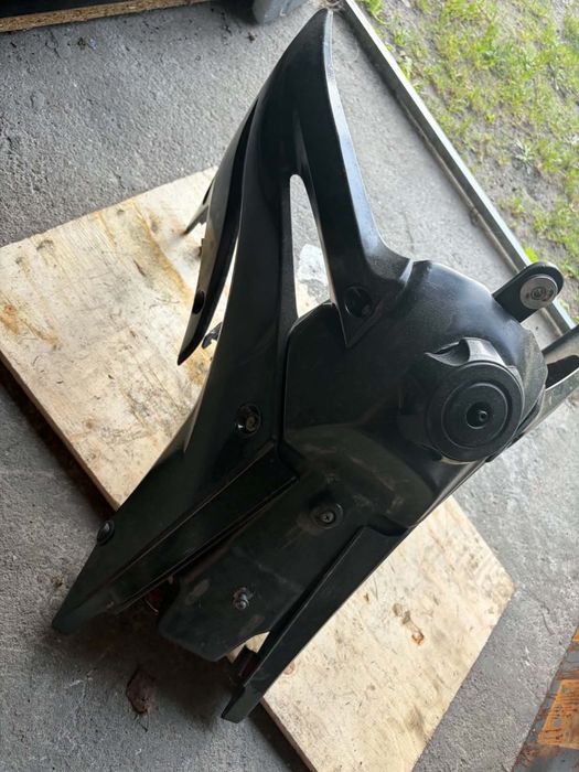 Kolanko koło skrzynia półkarter honda crf 250 07r