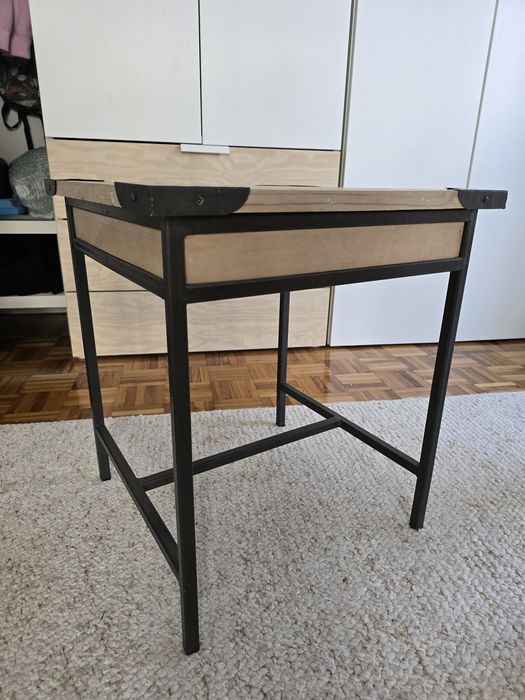 Mesa de apoio madeira e ferro