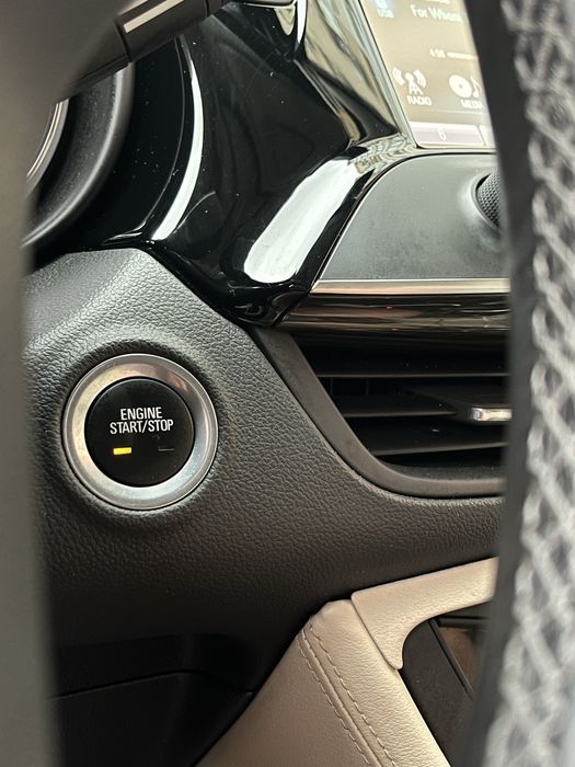 Продам идеальный Buick Envision