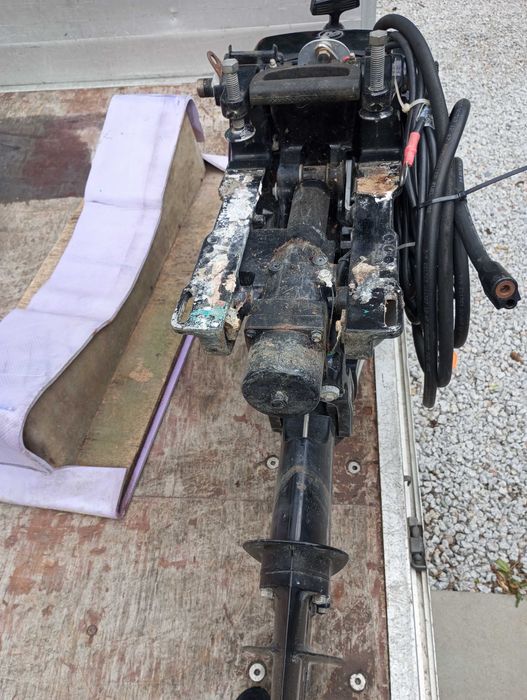 Silnik zaburtowy Mercury 20 4suw stopa L trim manetka rok 12