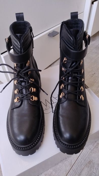 Trapery czarne na platformie 41