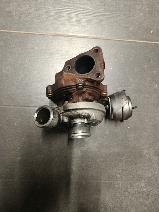 Turbo Kia carens IV
