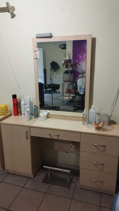 ТЕРМIНОВО - Меблі та обладнання для перукарні.