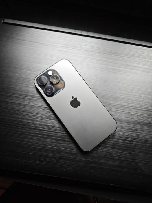 iPhone 16pro 256gb eSim