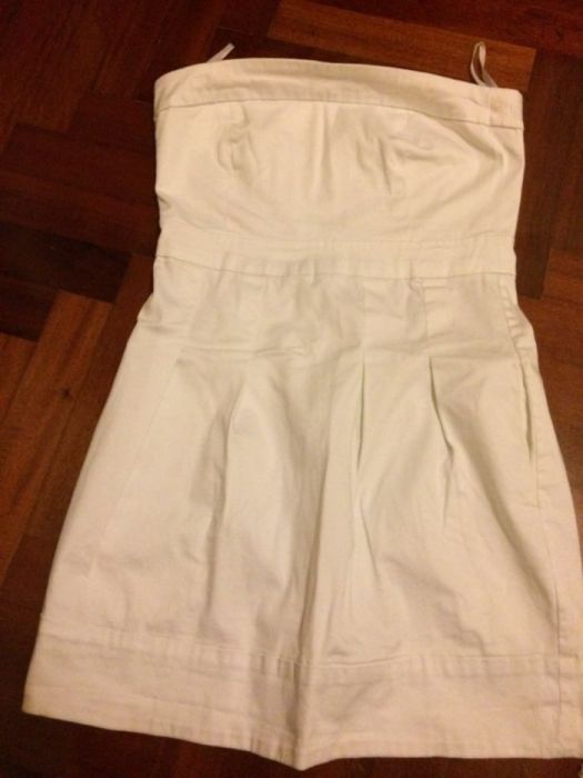 Selling white Bershka dress