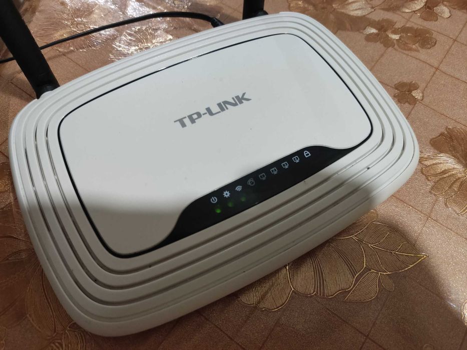 Роутер маршрутизатор  TPLink 841 нет WAN
