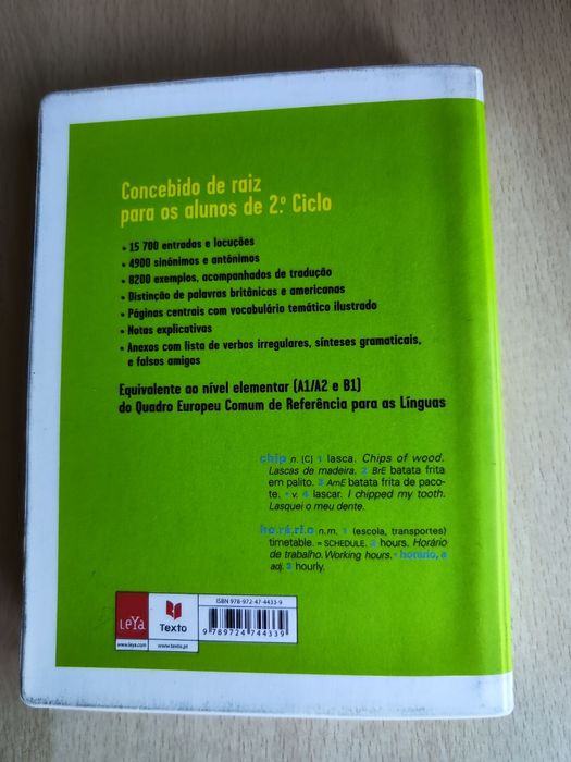 Dicionário Escolar de Inglês -português/ Português -Inglês, 2°ciclo da Texto Editores