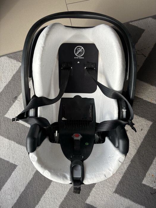 Nosidło / fotelik do samochodu besafe