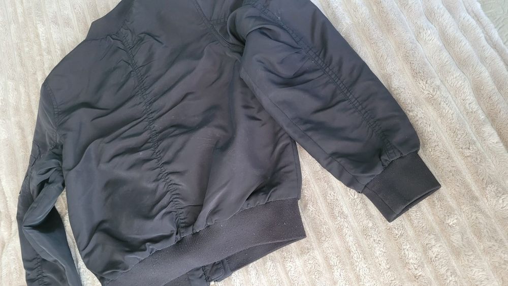 Kurtka bombek H&M 152